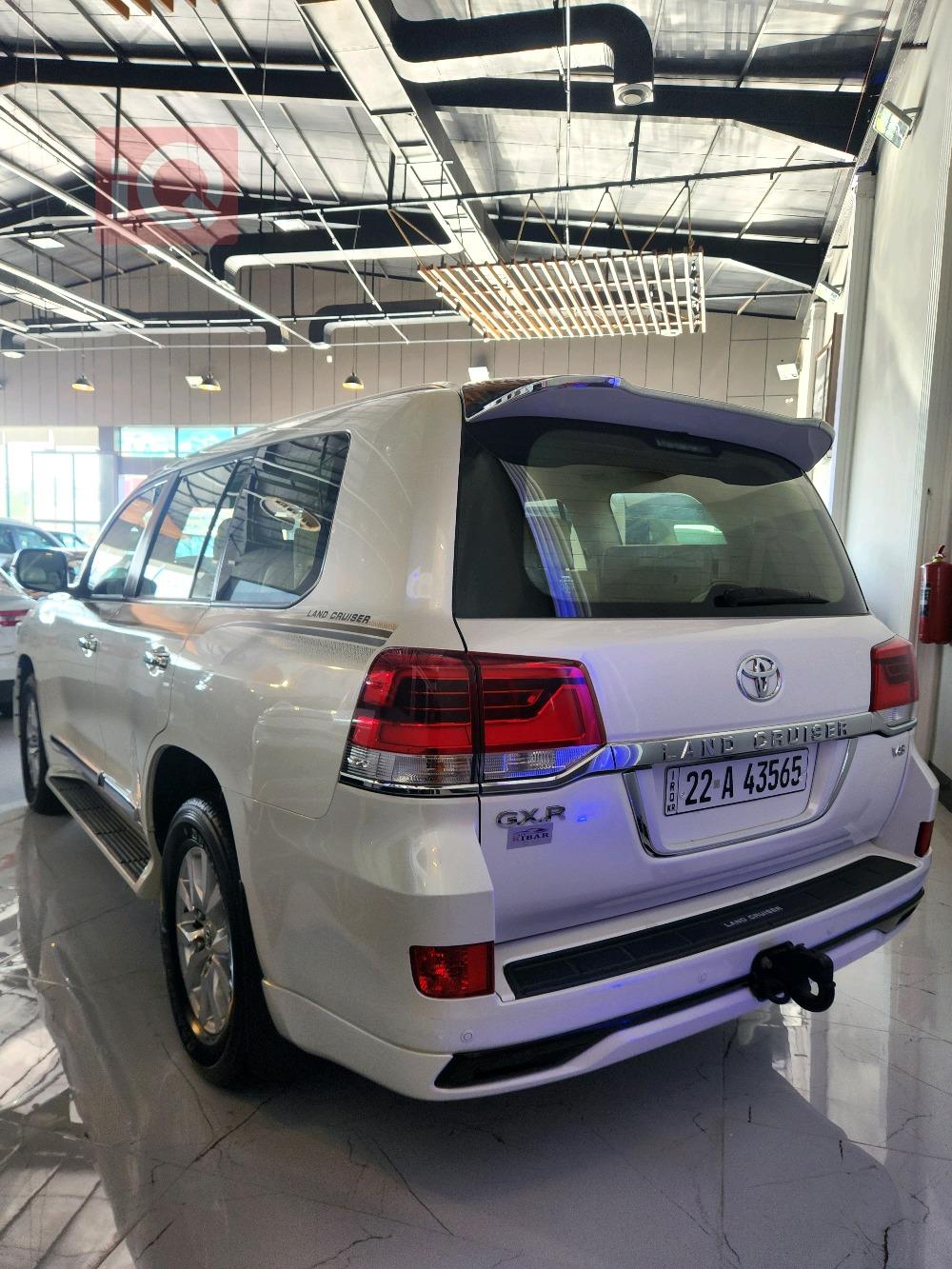 تويوتا لاندكروزر